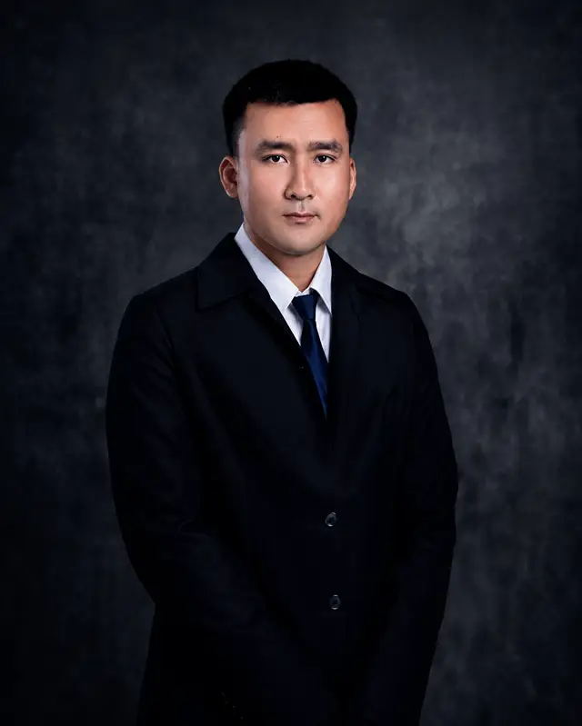 MR. PONGYOS P.